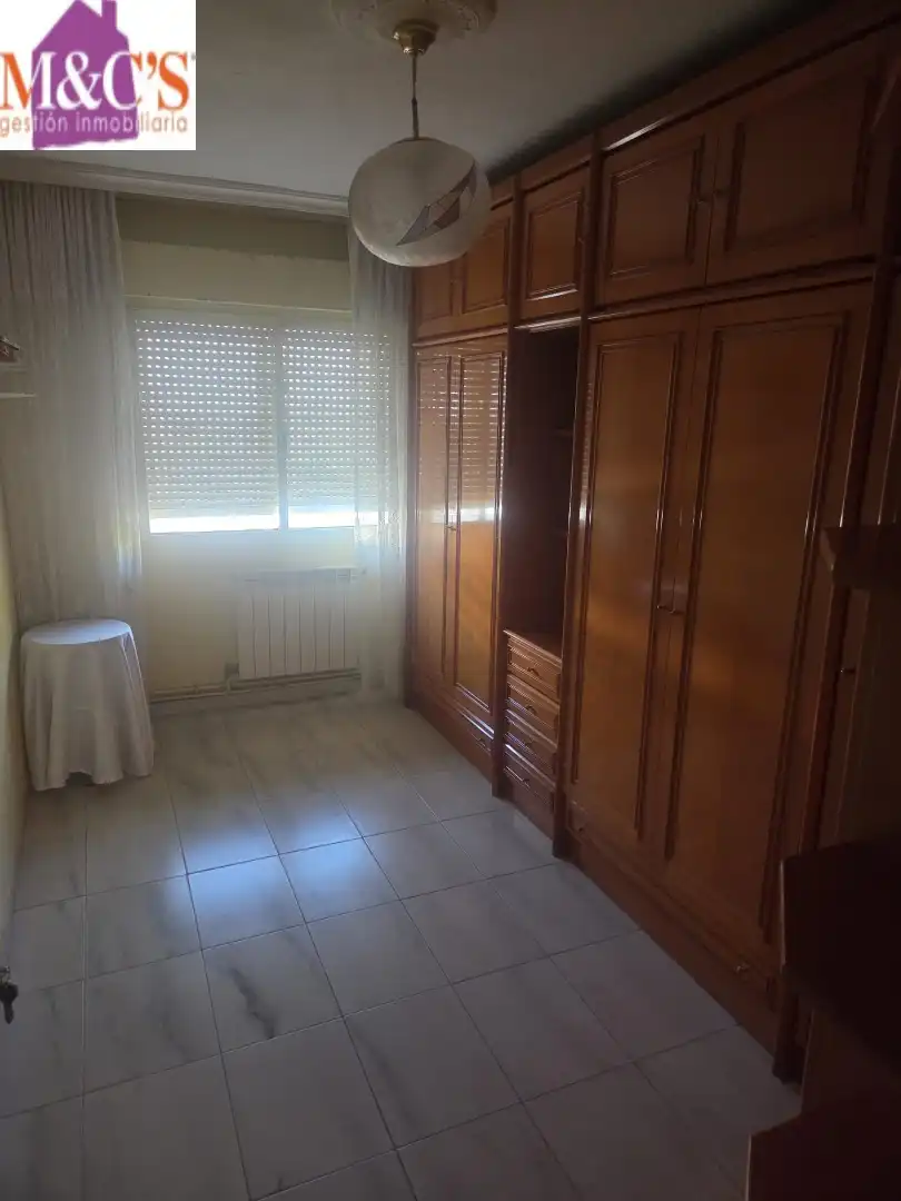 Bedroom of Flat for sale in PAU 2-600