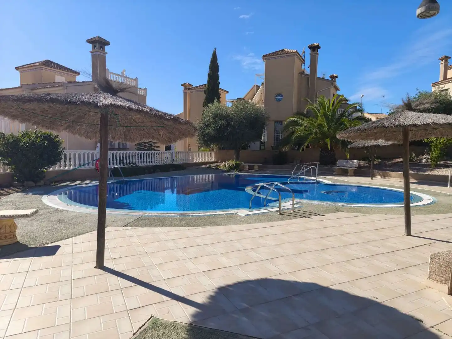 Piscina de Dúplex en venda en Orihuela amb Aire condicionat, Calefacció i Terrassa