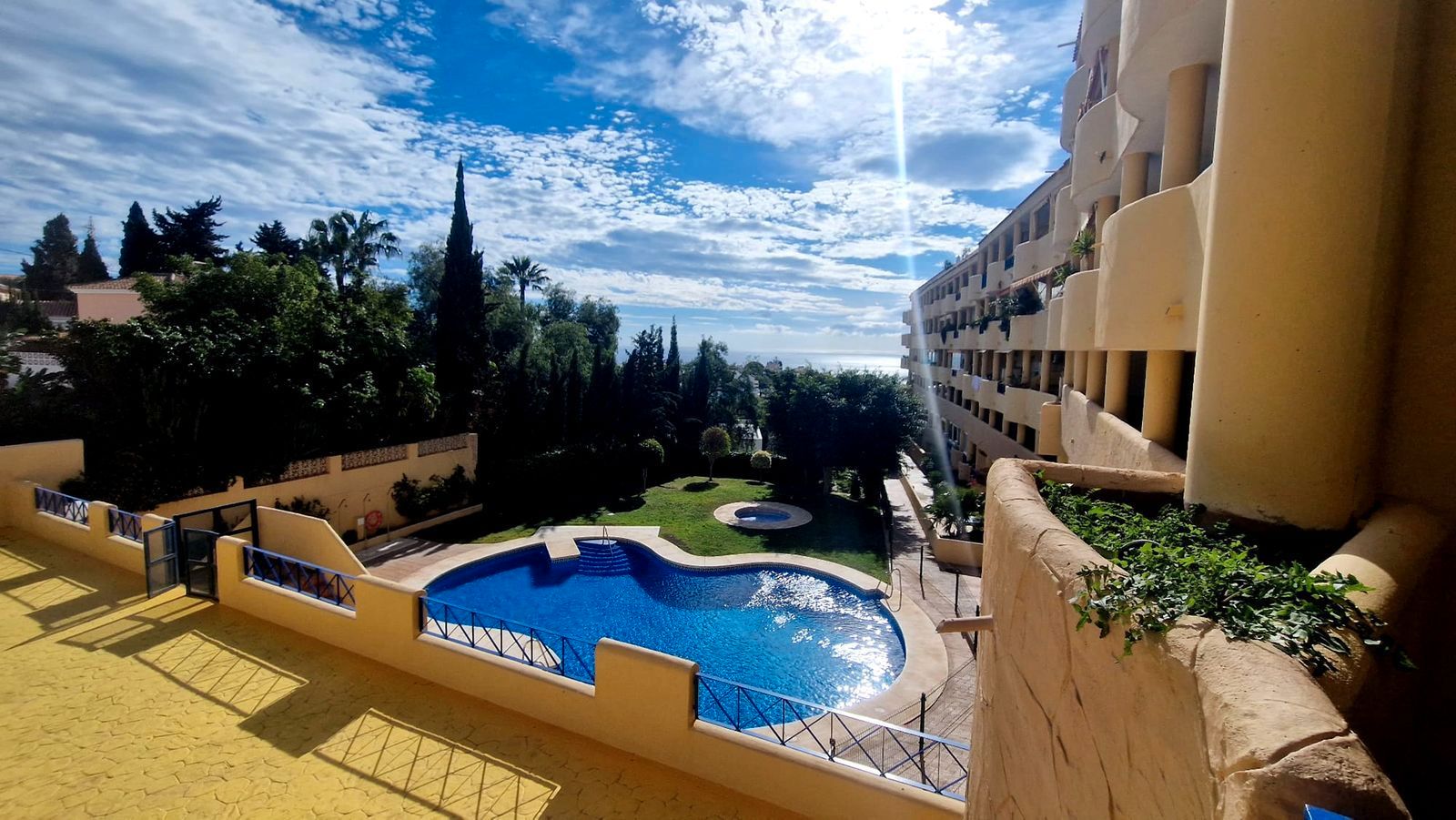Garden of Planta baja for sale in Fuengirola  with Air Conditioner, Terrace and Community pool