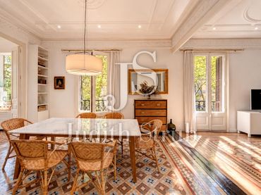 Flat with balcony for sale in Ronda de Sant Pere