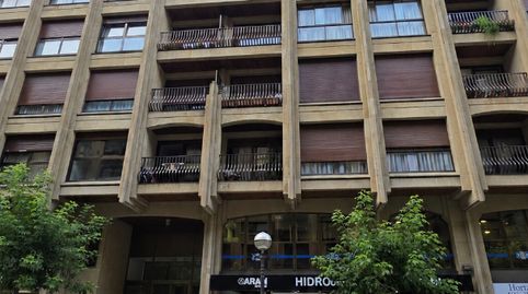 Piso en Gros con Terraza - ¡Oportunidad de Inversión!, imatge 3