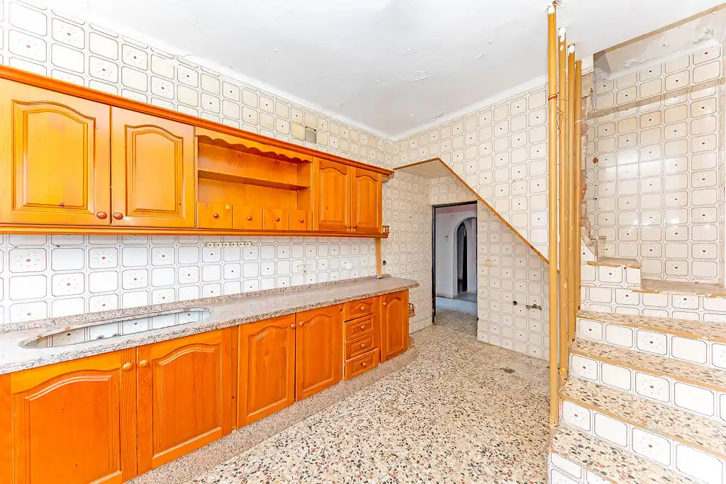 Houses for sale in C/ Casas Viejas, Aguilar de la Frontera