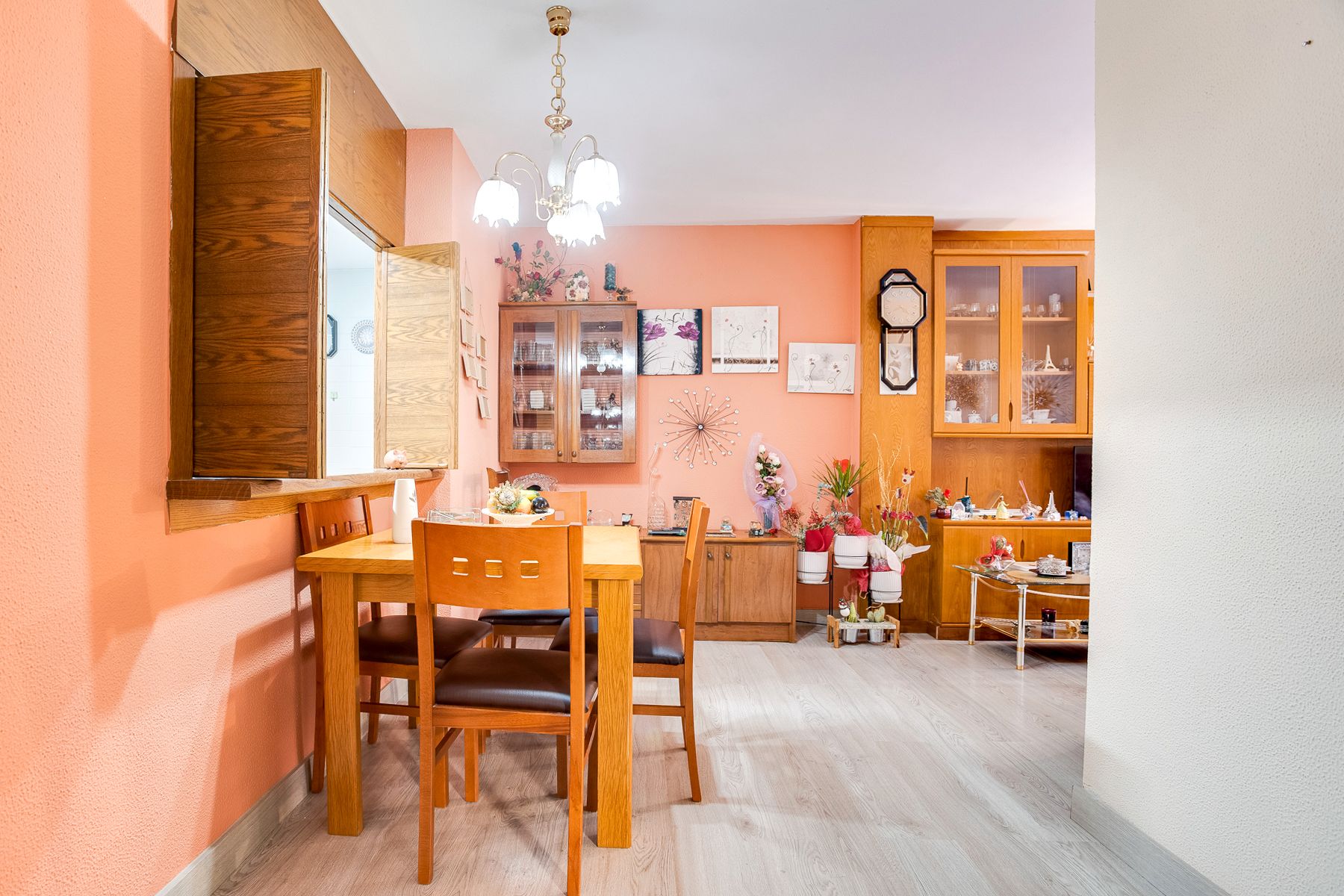 Kitchen of Flat for sale in Cornellà de Llobregat  with Balcony