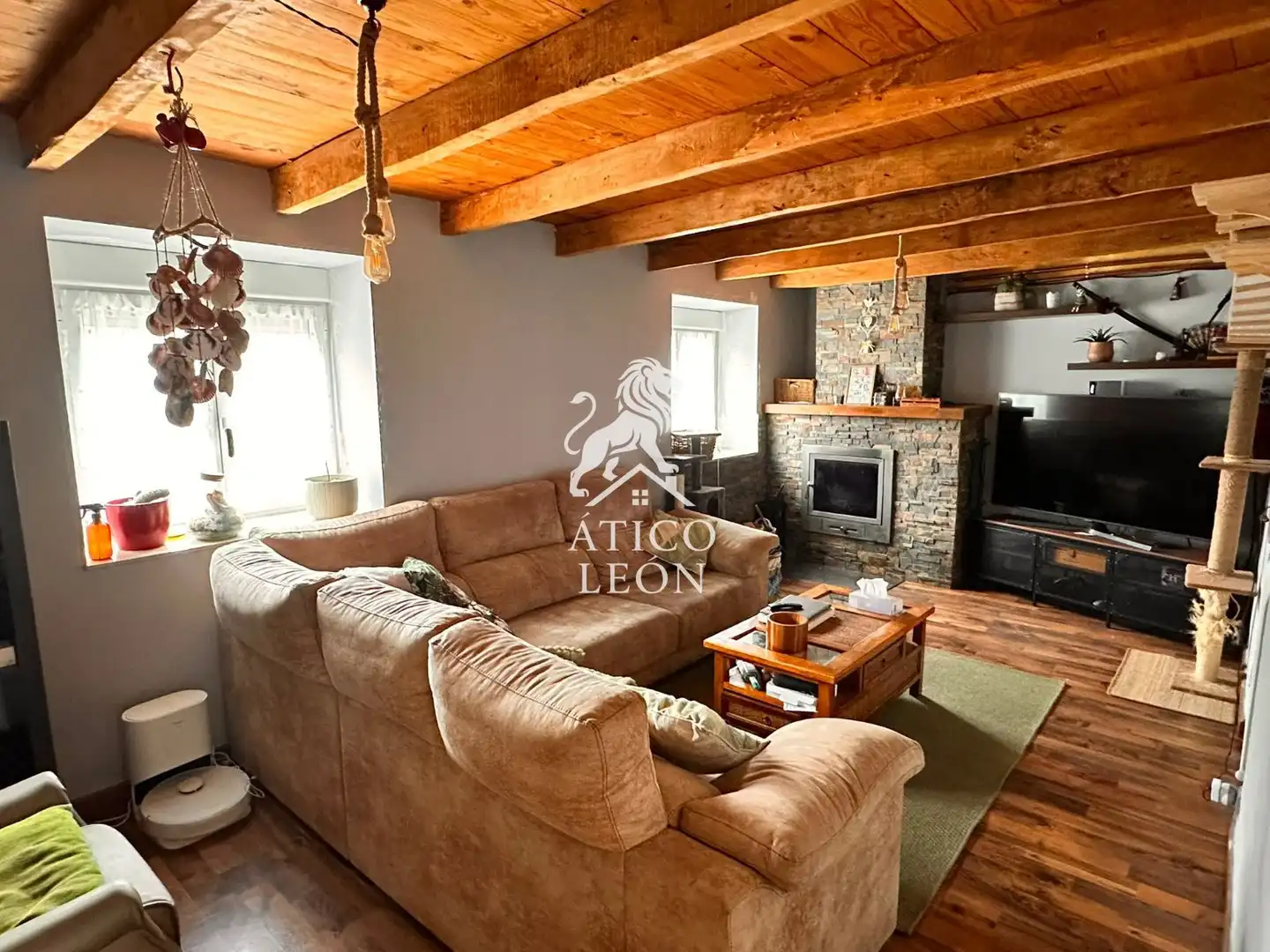 Living room of Houses for sale in Valdefresno  with Heating, Private garden and Storage room