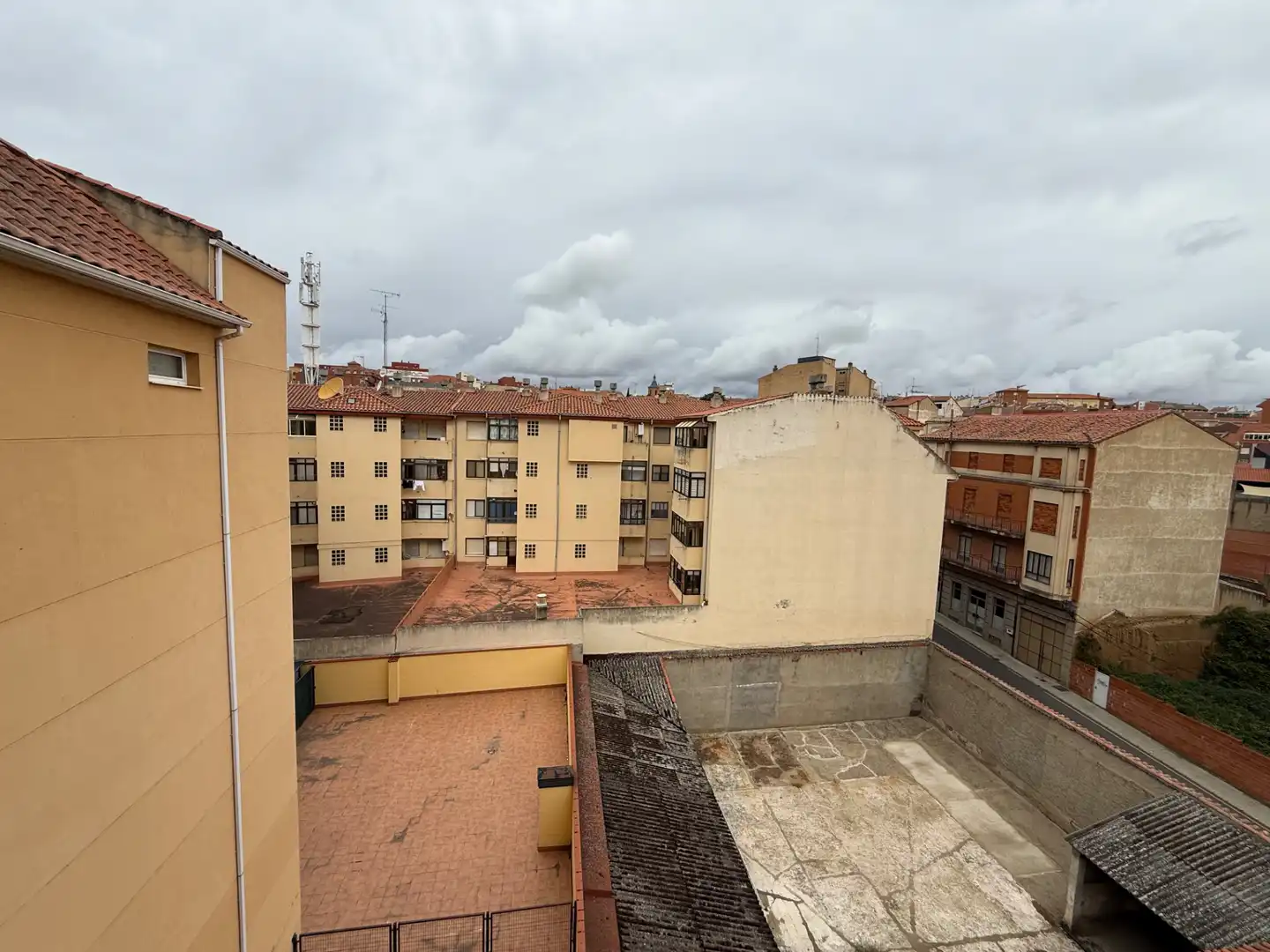 Terraza de Piso en venta en Benavente con Calefacción, Terraza y Balcón