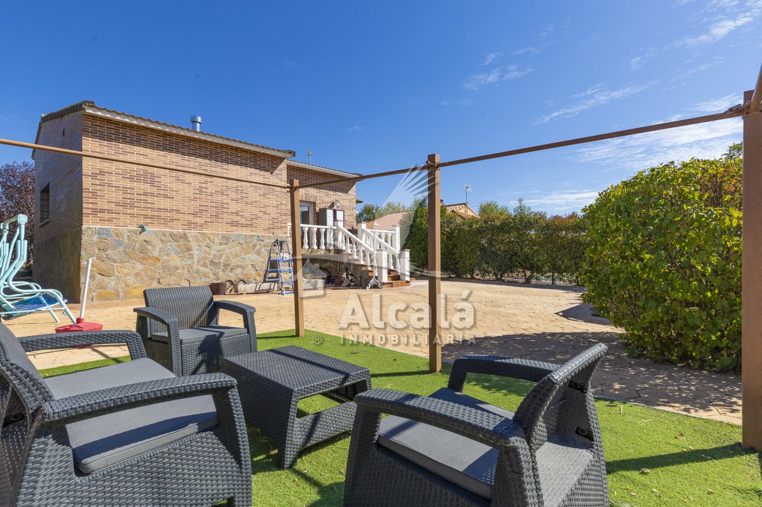 Jardín de Casa o chalet en venta en Chiloeches con Calefacción, Terraza y Piscina