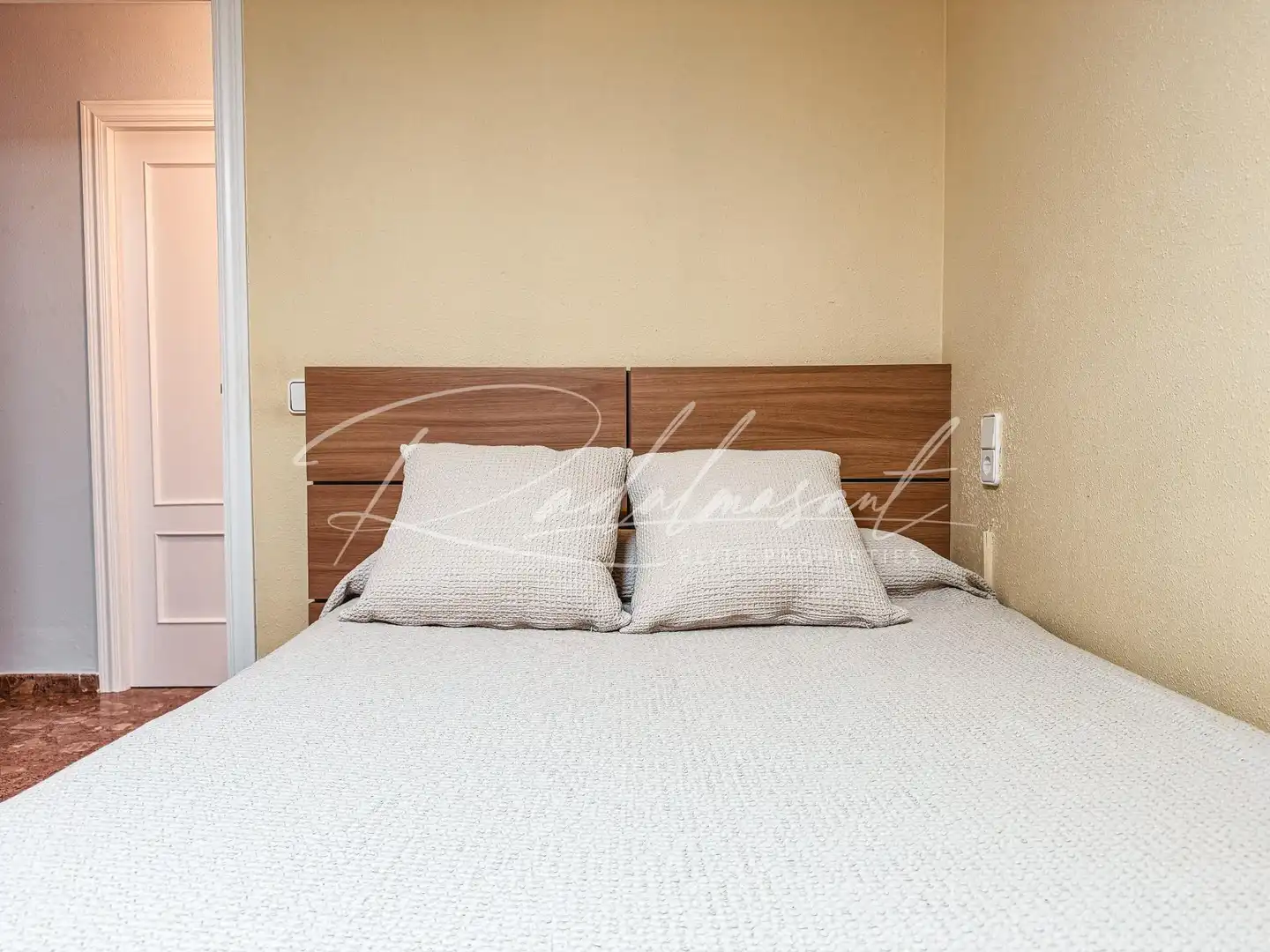 Schlafzimmer von Wohnung zum Verkauf in Tarragona mit Klimaanlage, Heizung und Terrasse