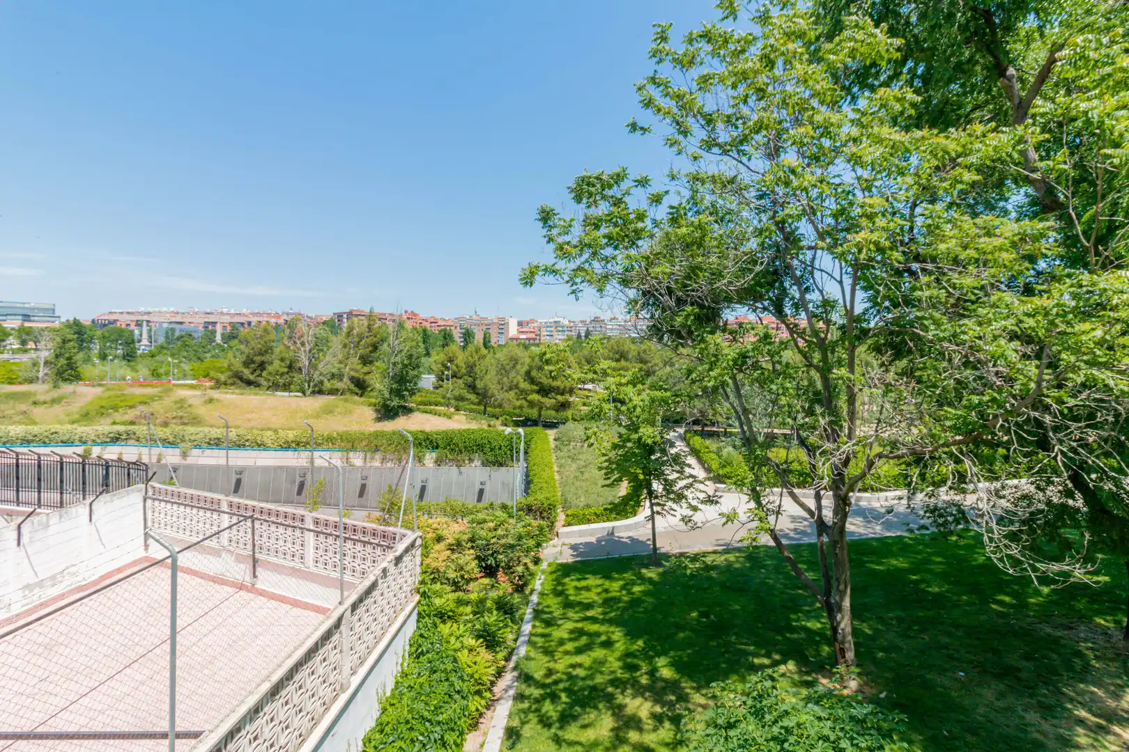 Jardín de Piso de alquiler en Madrid con Calefacción