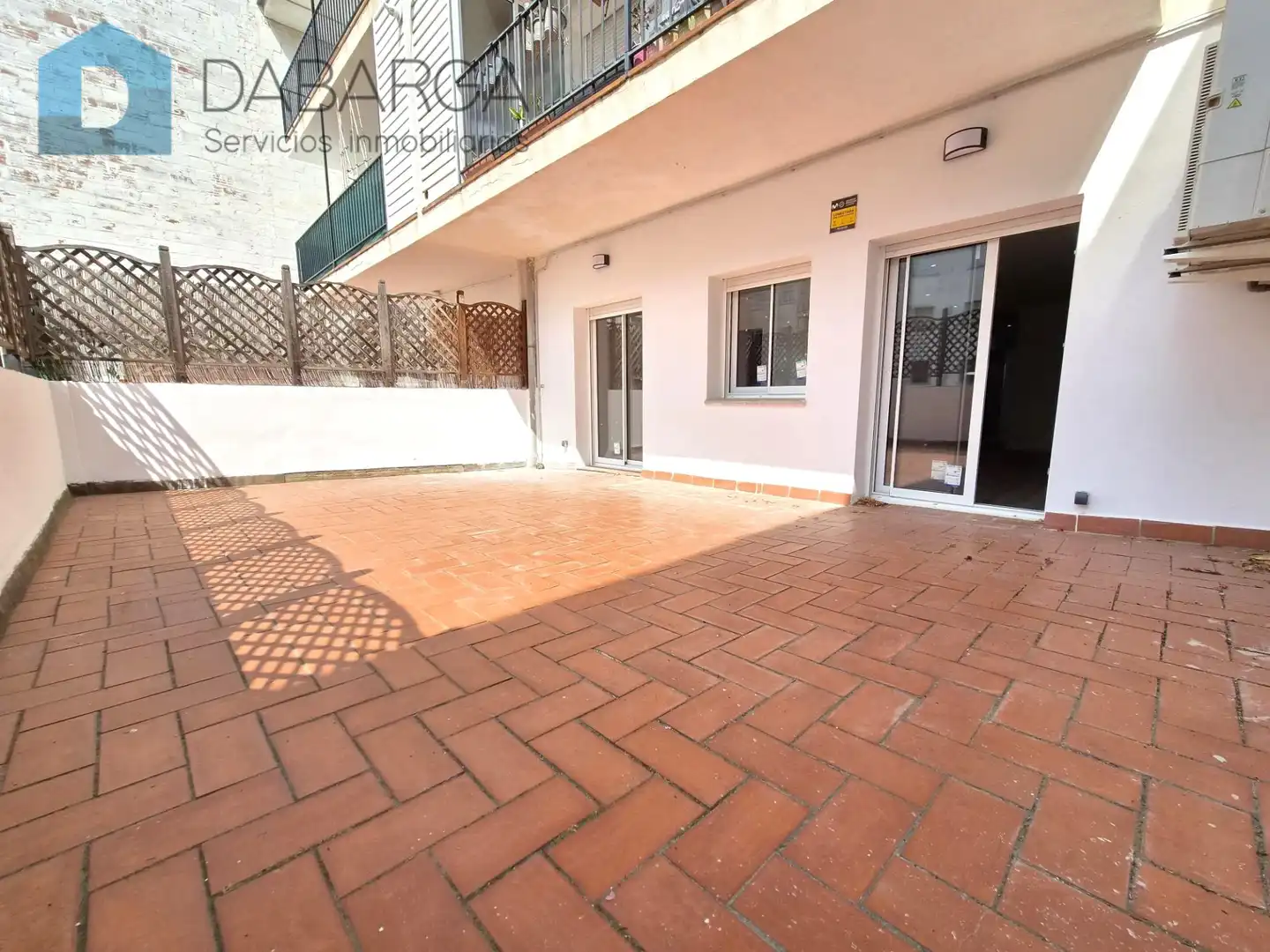 Terrasse von Wohnung zum Verkauf in Ripollet mit Klimaanlage, Parkett und Terrasse