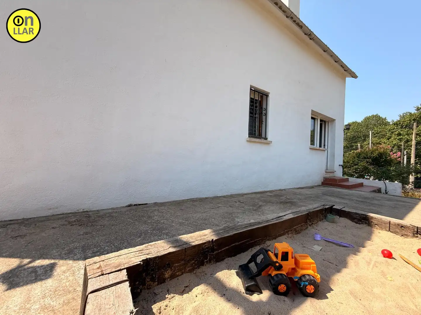 Vista exterior de Casa o chalet en venta en L'Ametlla del Vallès con Calefacción, Jardín privado y Terraza