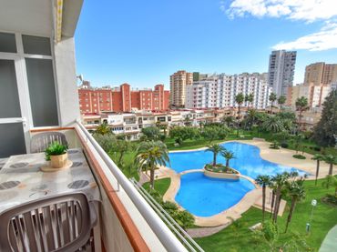 Apartament amb balcó de lloguer a Avenida MAR