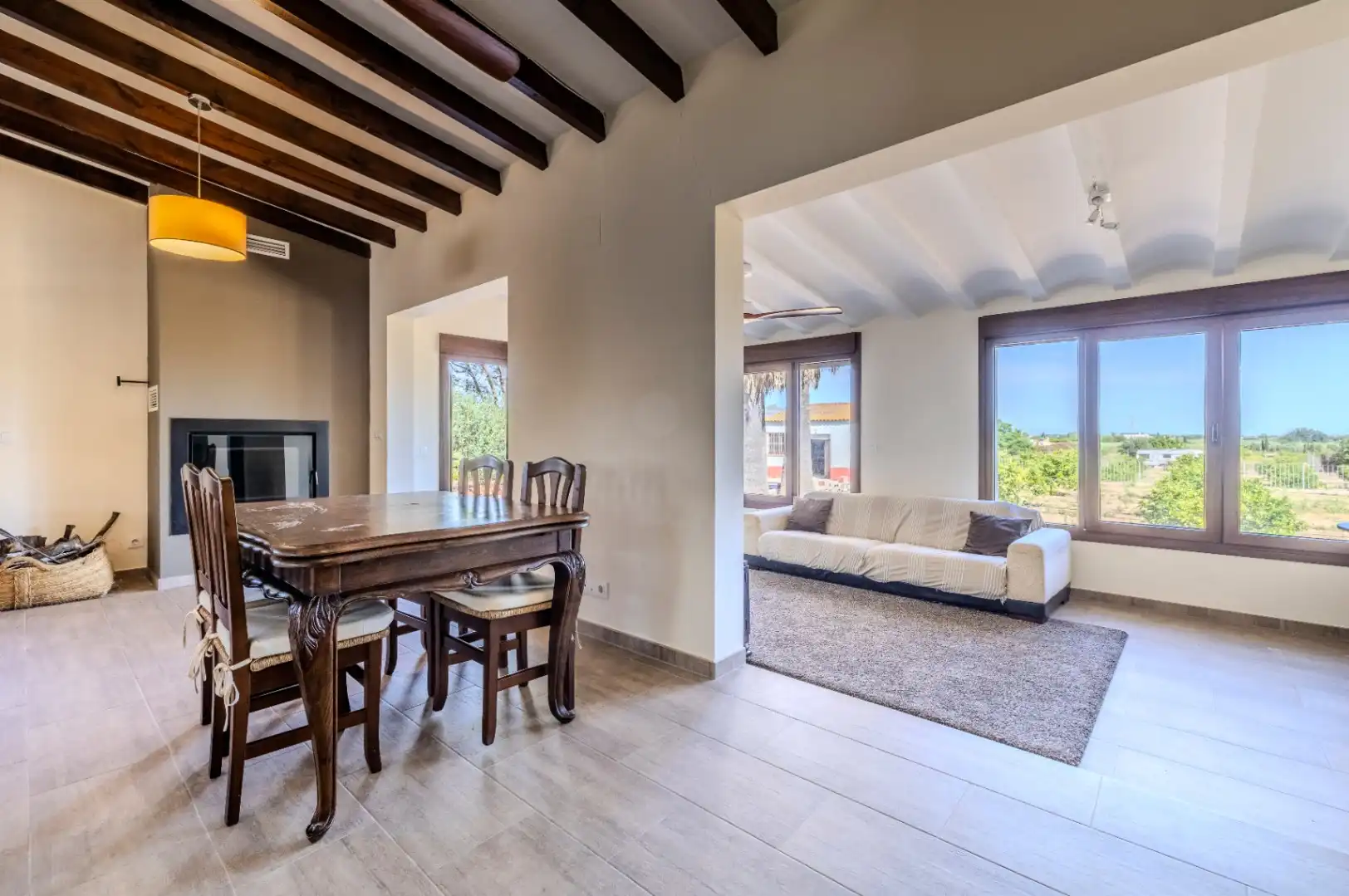 Sala d'estar de Finca rústica en venda en Dénia amb Aire condicionat, Calefacció i Jardí privat