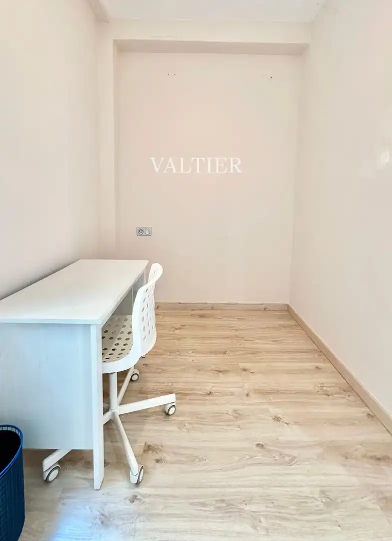 Habitación de Piso de alquiler en Madrid con Aire acondicionado, Calefacción y Amueblado