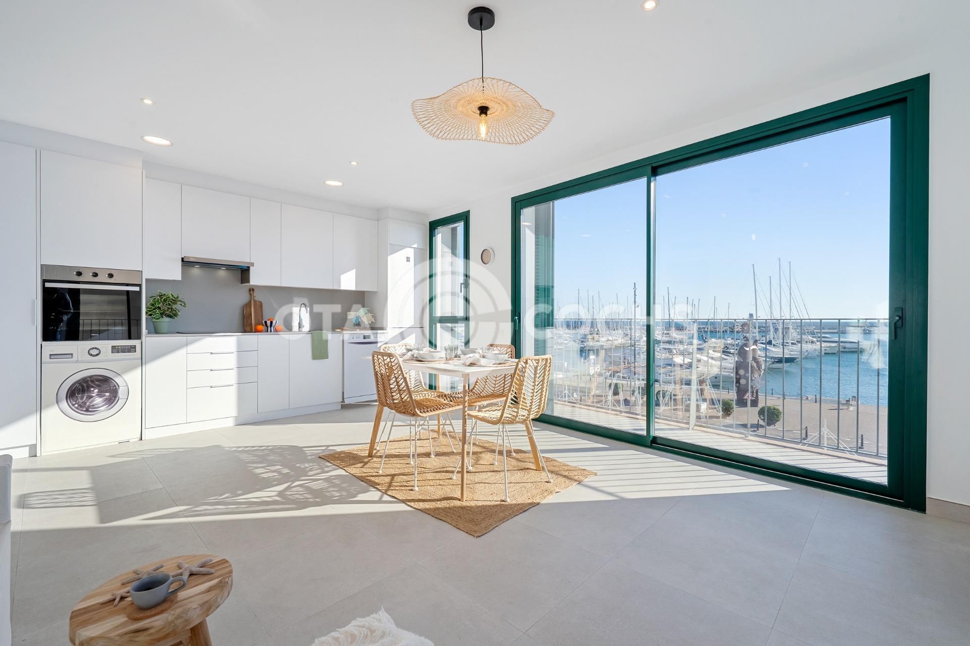 Living room of Flat for sale in Cambrils  with Air Conditioner, Heating and Balcony