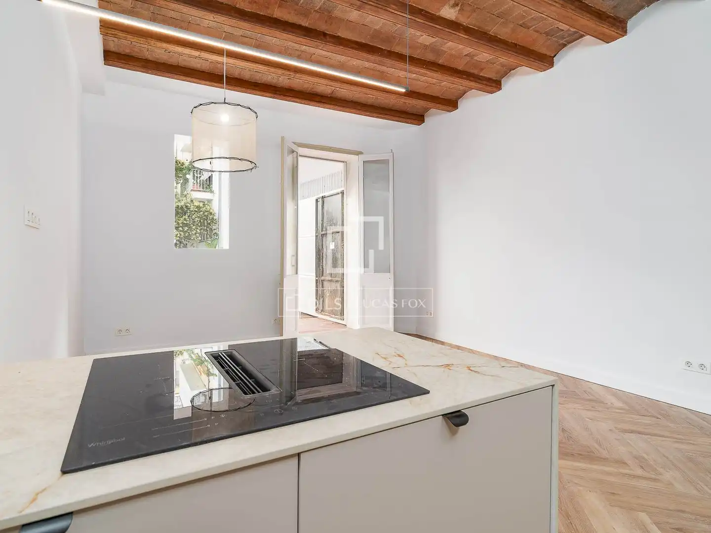 Cuina de Pis en venda en Barcelona amb Aire condicionat, Calefacció i Parquet