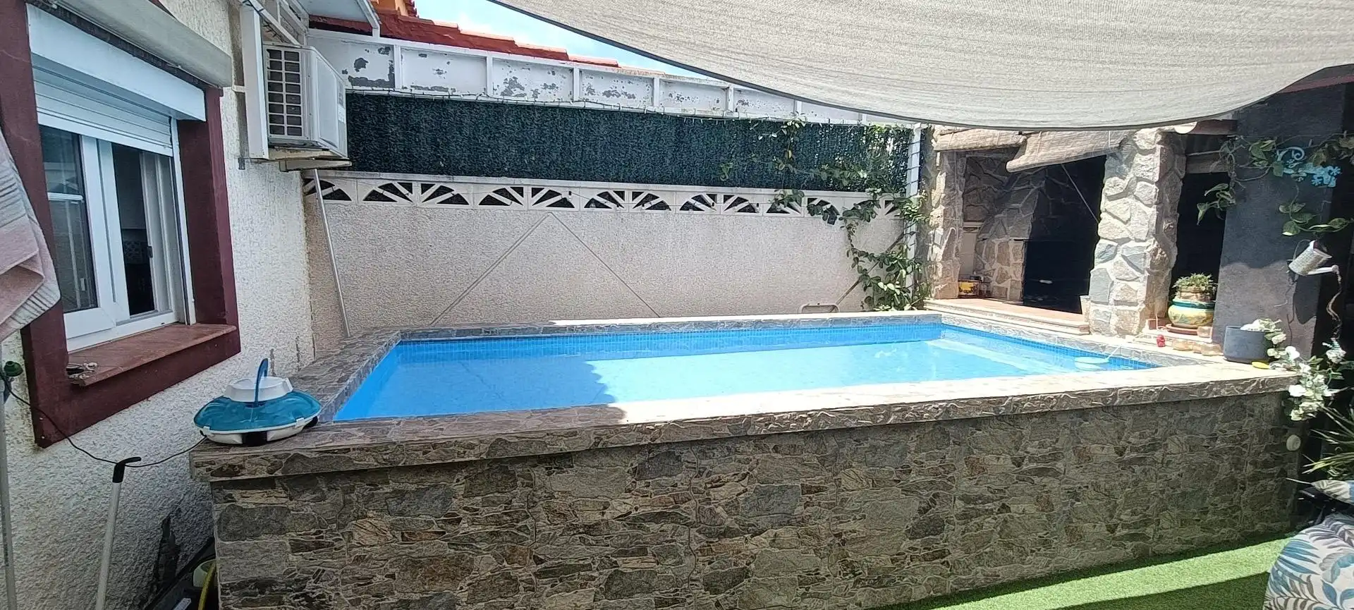 Piscina de Casa adosada en venta en La Nucia con Aire acondicionado, Calefacción y Jardín privado