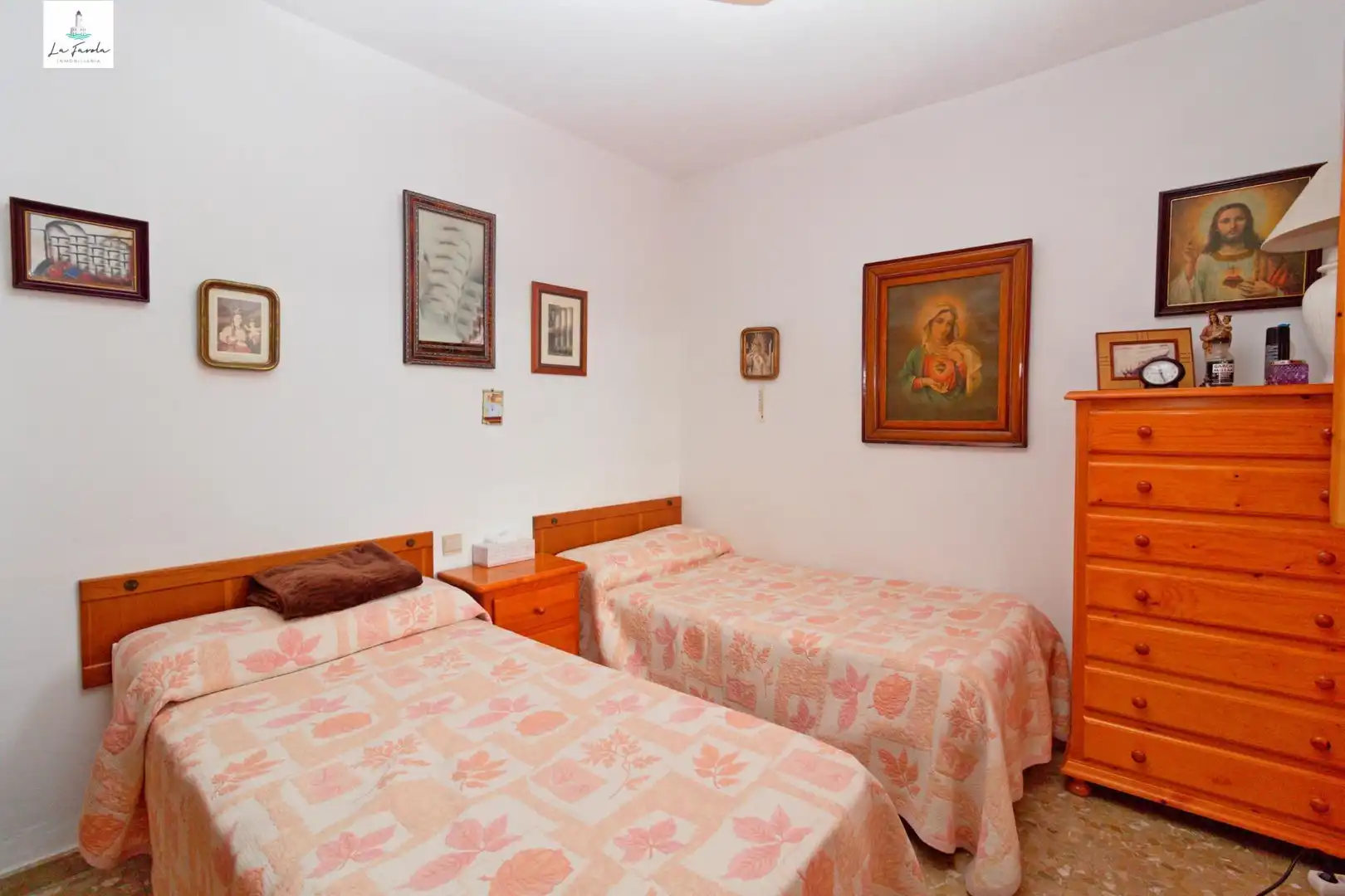 Dormitori de Casa o xalet en venda en Carratraca amb Aire condicionat, Jardí privat i Terrassa