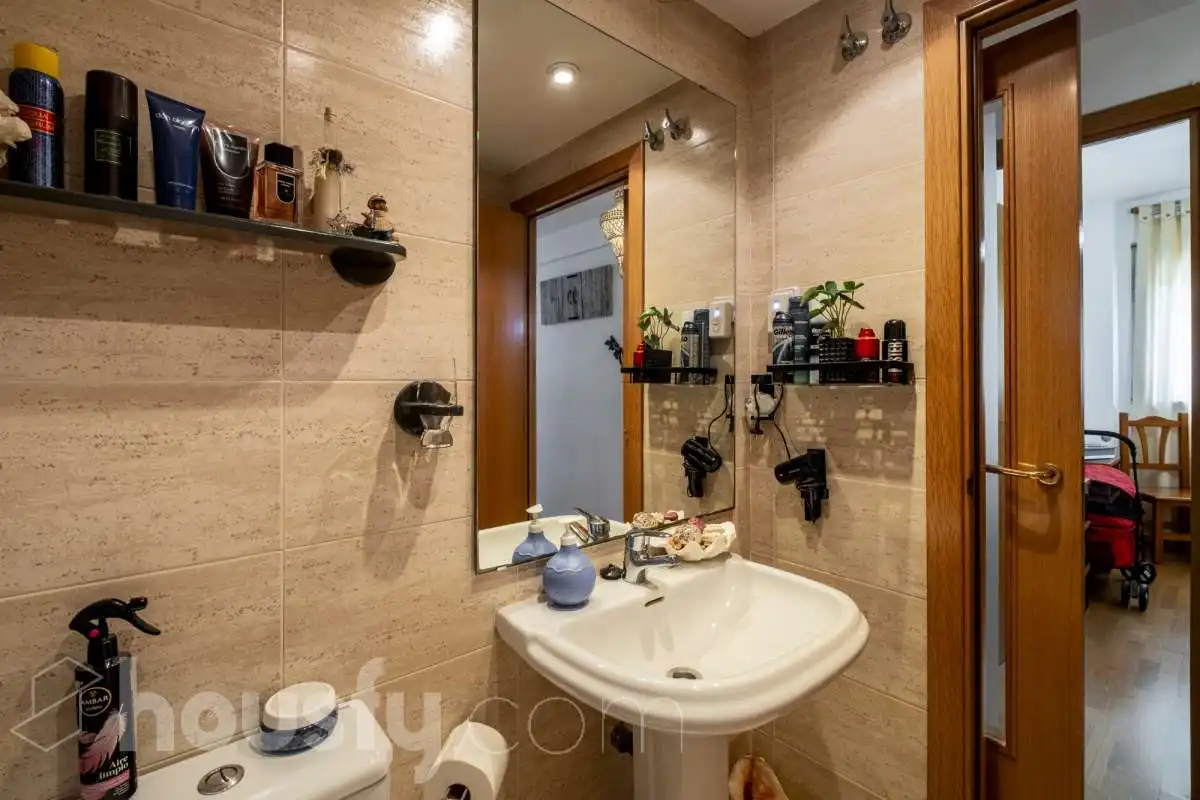 Appartamento con terrazza in vendita a Plaça Maria Manent ., imagen 21
