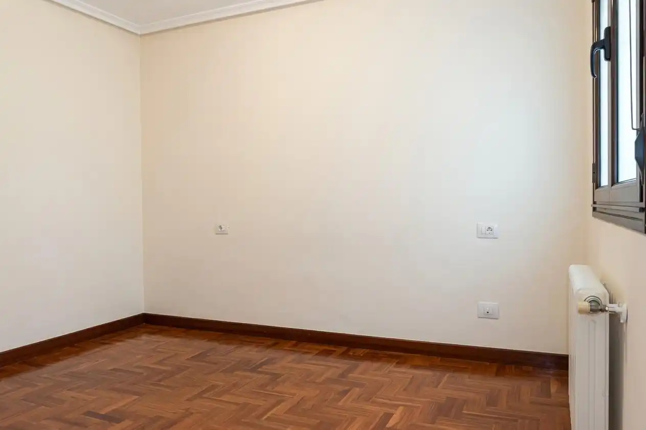 Flat for rent in Oviedo   with Heating and Terrace
