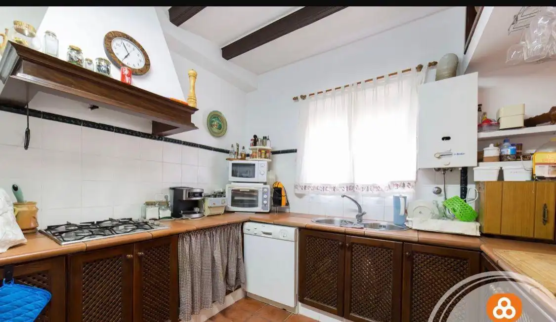 Chalet con piscina en venta en La Carlota, imagen 9