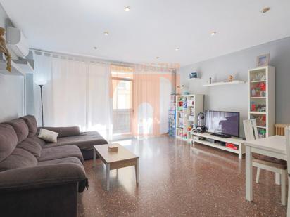 Living room of Flat for sale in Premià de Mar  with Air Conditioner, Terrace and Balcony