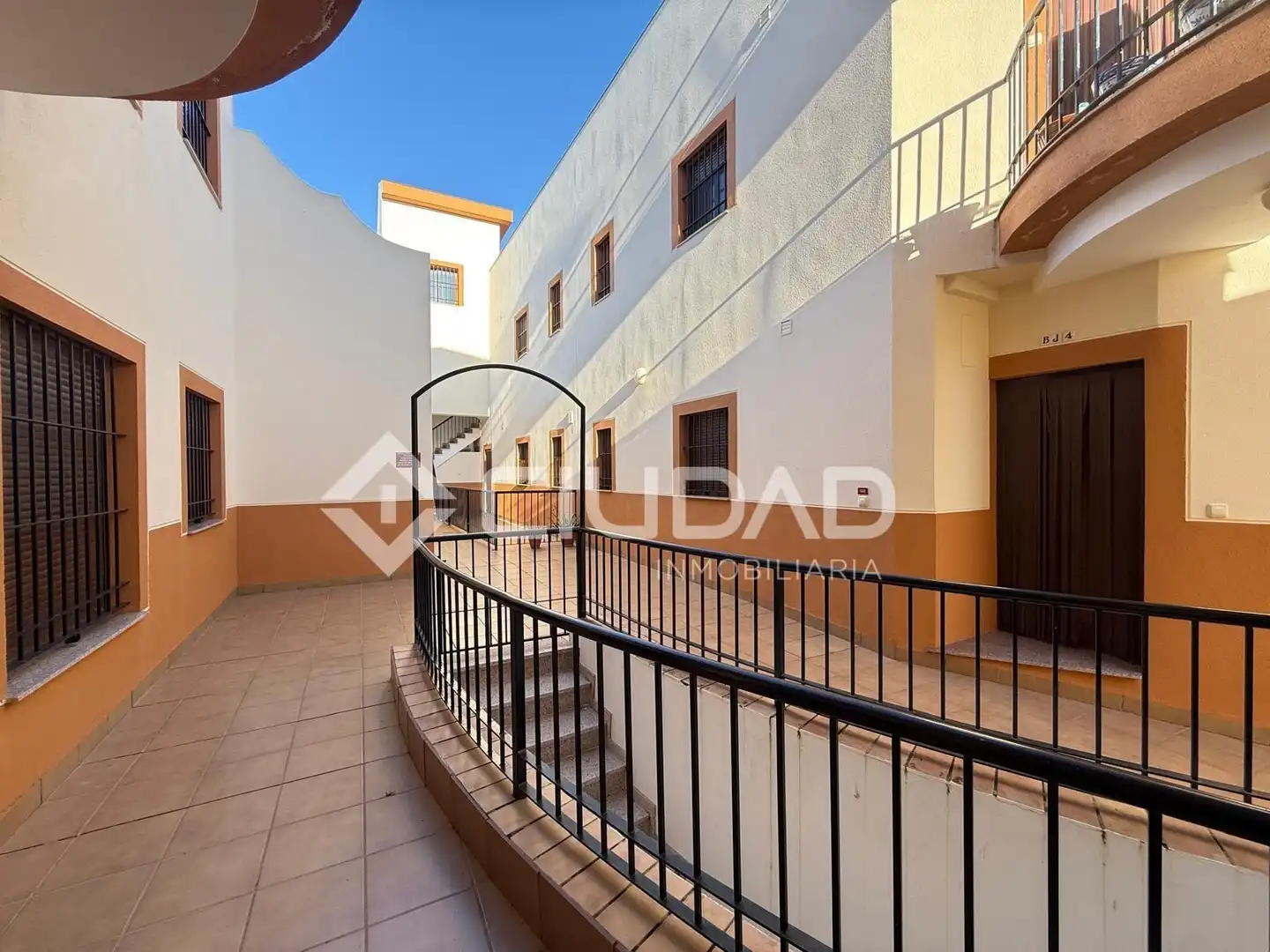 Exterior view of Flat for sale in Chipiona  with Terrace and Furnished