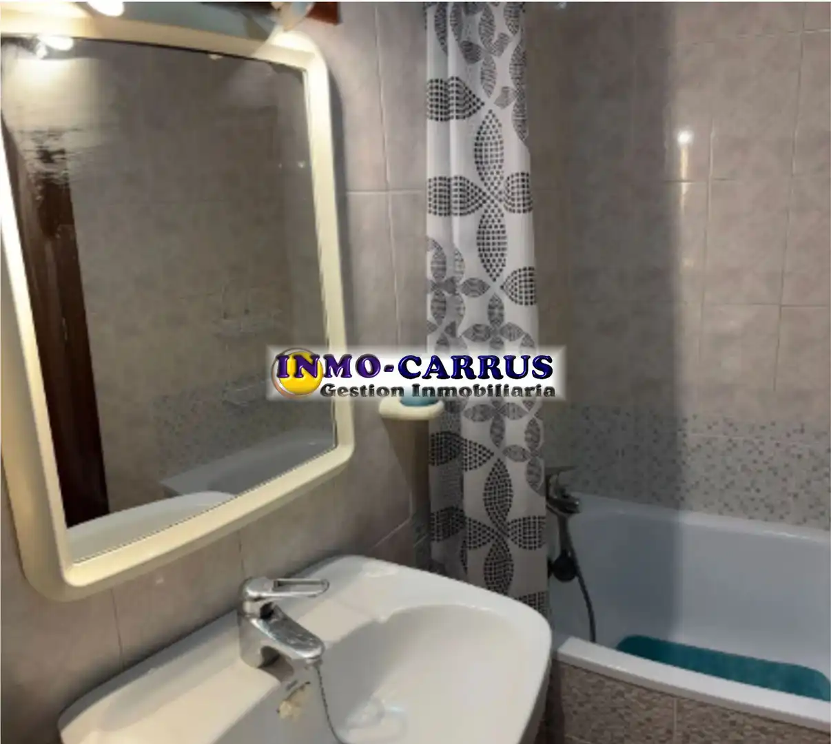 Bathroom of Flat for rent in Elche / Elx  with Air Conditioner, Furnished and Balcony