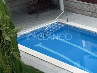 Appartamento con balcone in vendita a Sant Andreu de la Barca