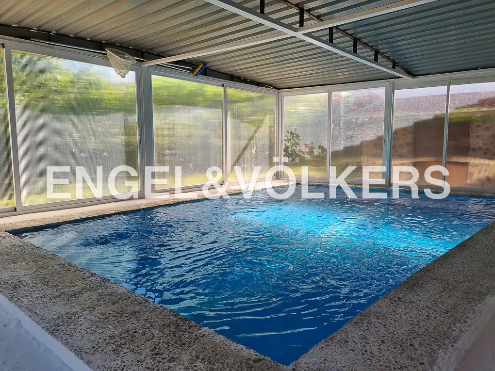 Piscina de Casa o xalet en venda en Fuente El Saz de Jarama amb Calefacció, Jardí privat i Terrassa
