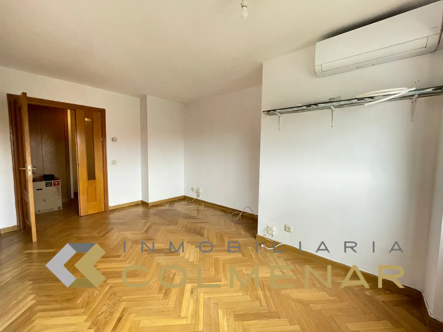 Piso de alquiler en Tres Cantos con Calefacción, Terraza y Trastero