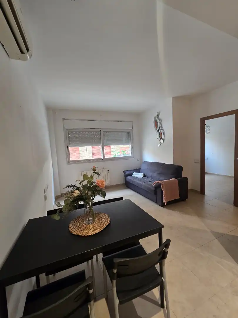 Living room of Flat for sale in Terrassa  with Air Conditioner, Heating and Oven