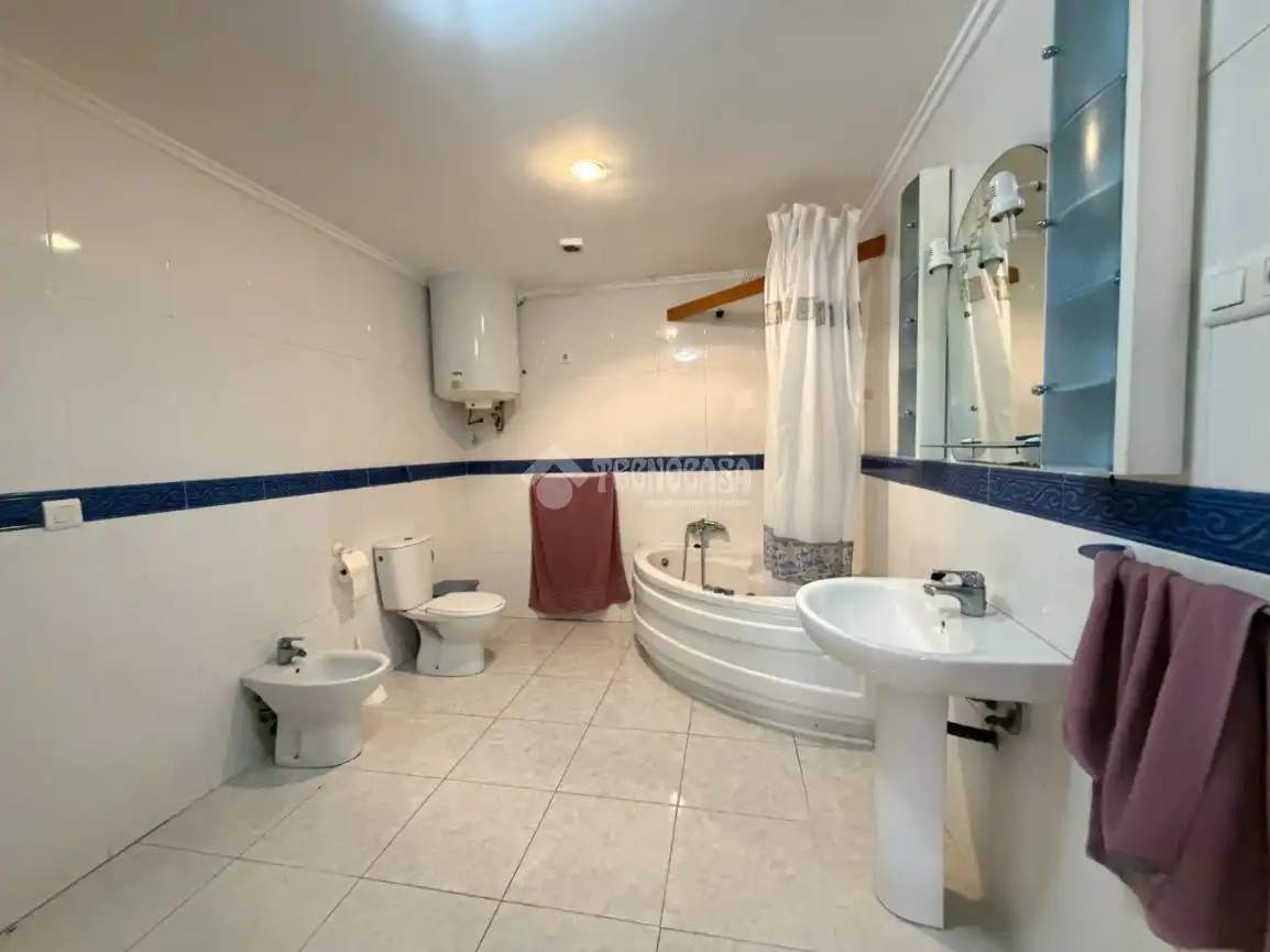 Baño de Casa adosada en venta en Xirivella con Aire acondicionado