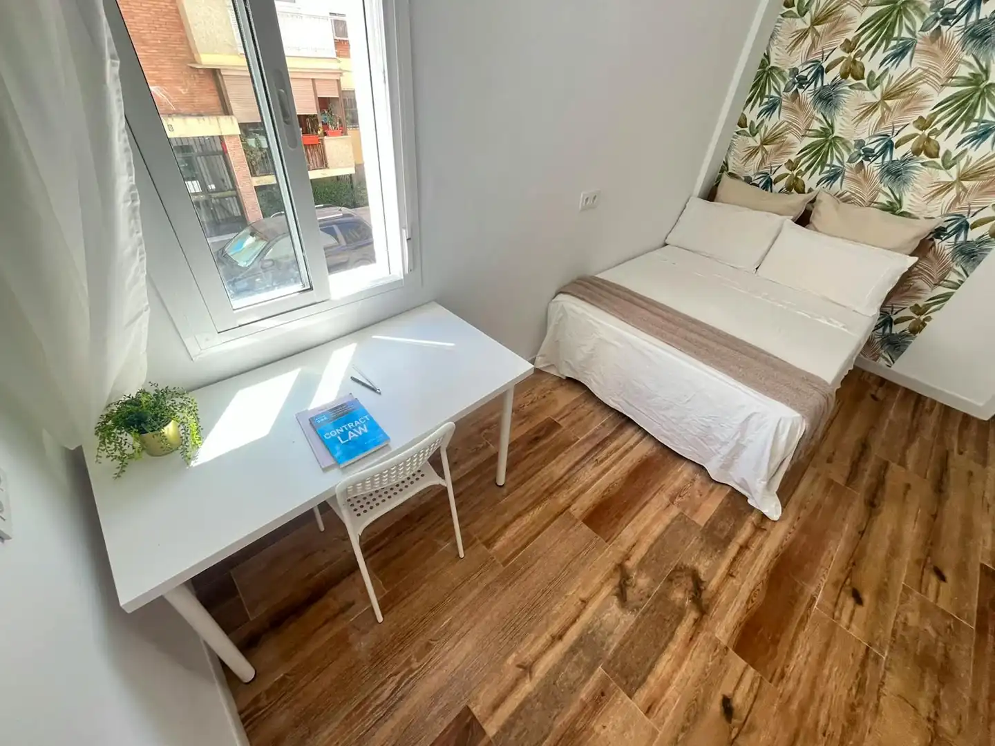 Schlafzimmer von Wohnung zur untervermieten in Sevilla mit Möbliert, Waschmaschine und Fernseher