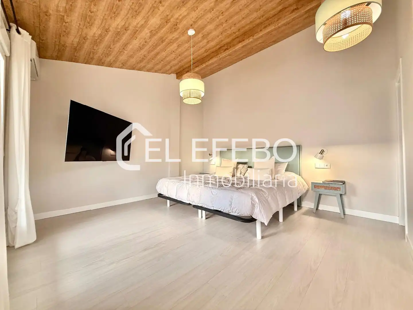 Dormitori de Dúplex en venda en Antequera amb Aire condicionat, Calefacció i Parquet