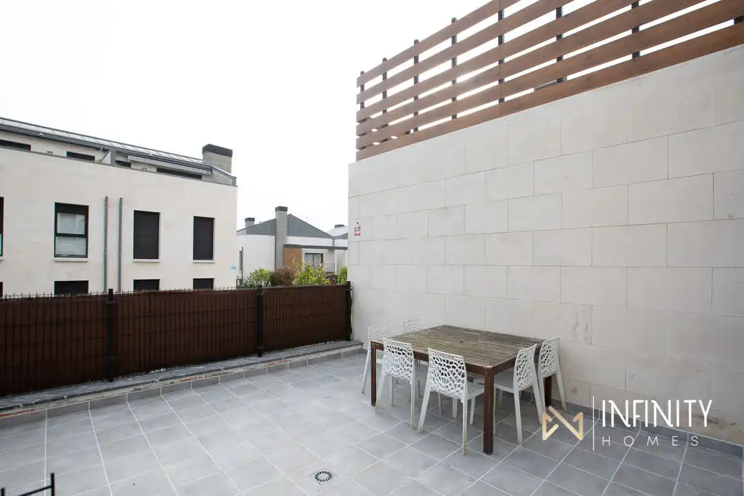 Terrassa de Dúplex en venda en Getxo  amb Calefacció, Jardí privat i Terrassa