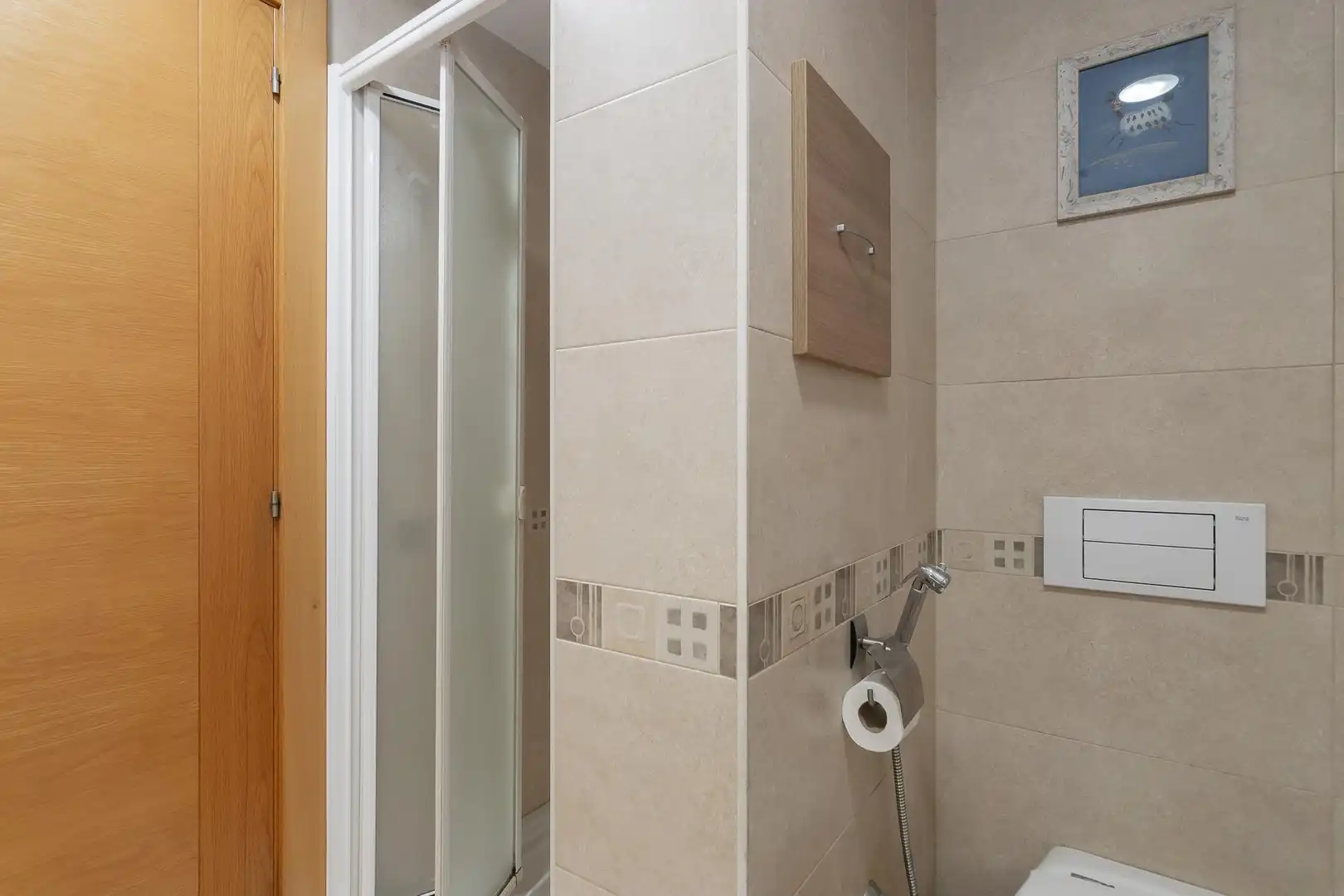 Bathroom of Attic for sale in  Pamplona / Iruña  with Air Conditioner, Heating and Parquet flooring