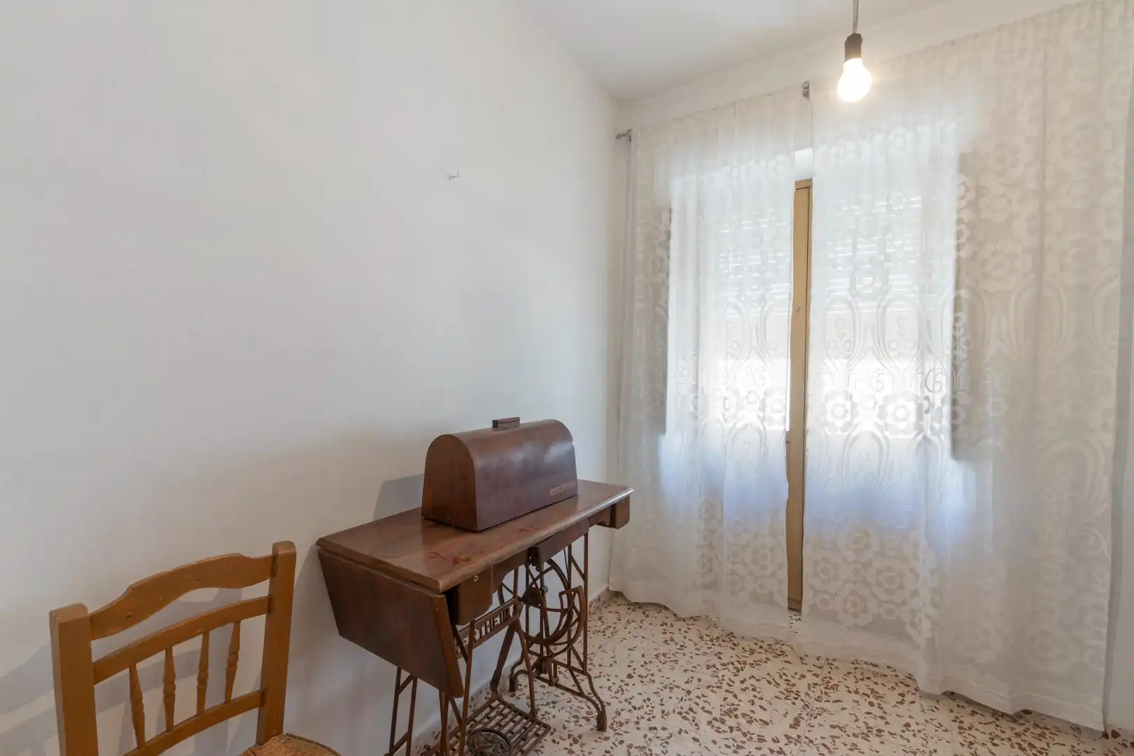 Bedroom of Houses for sale in Jayena  with Terrace and Balcony