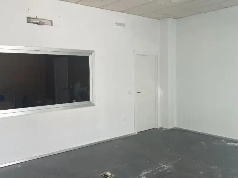 Local comercial en venta en Calle Olavide 12, imagen 2