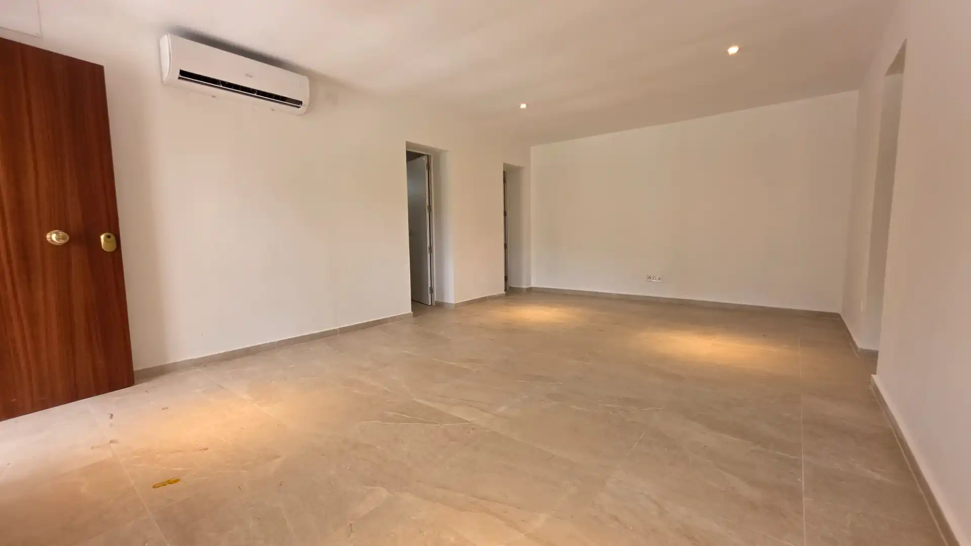 Houses for sale in Almoster  with Air Conditioner, Heating and Private garden