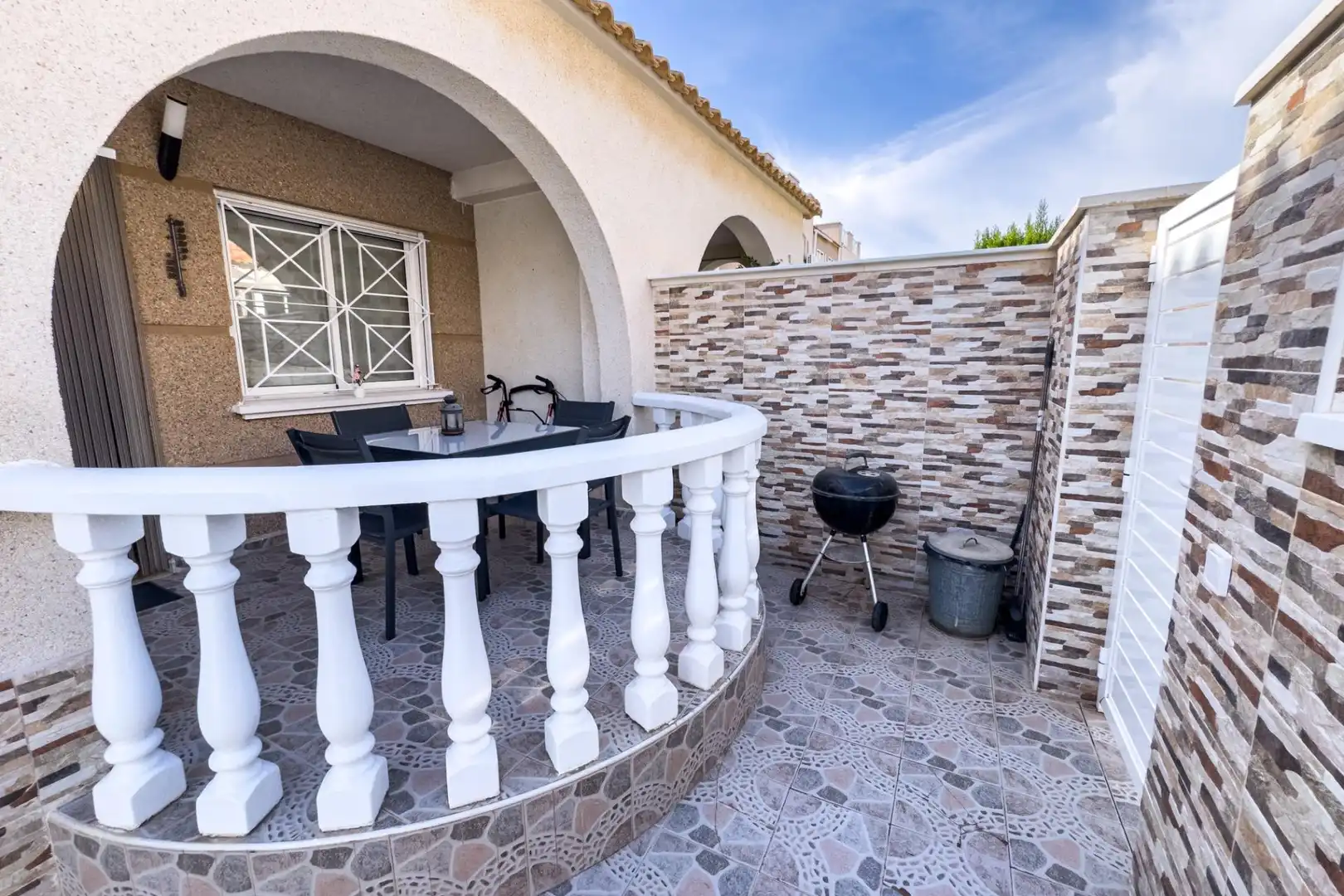 Terrassa de Casa adosada en venda en Torrevieja amb Aire condicionat, Jardí privat i Terrassa