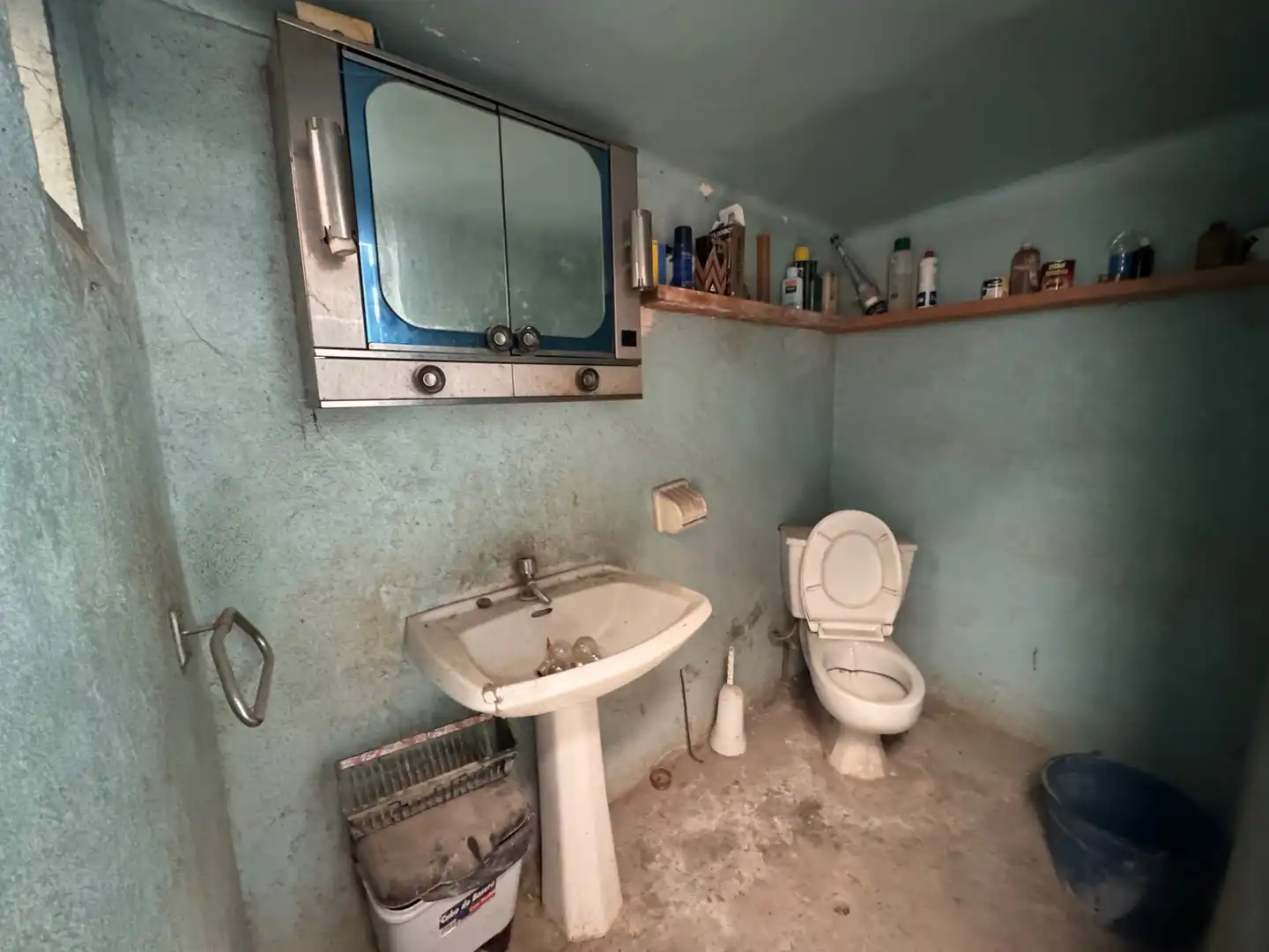 Baño de Casa adosada en venta en Ráfales con Amueblado, Horno y Microondas