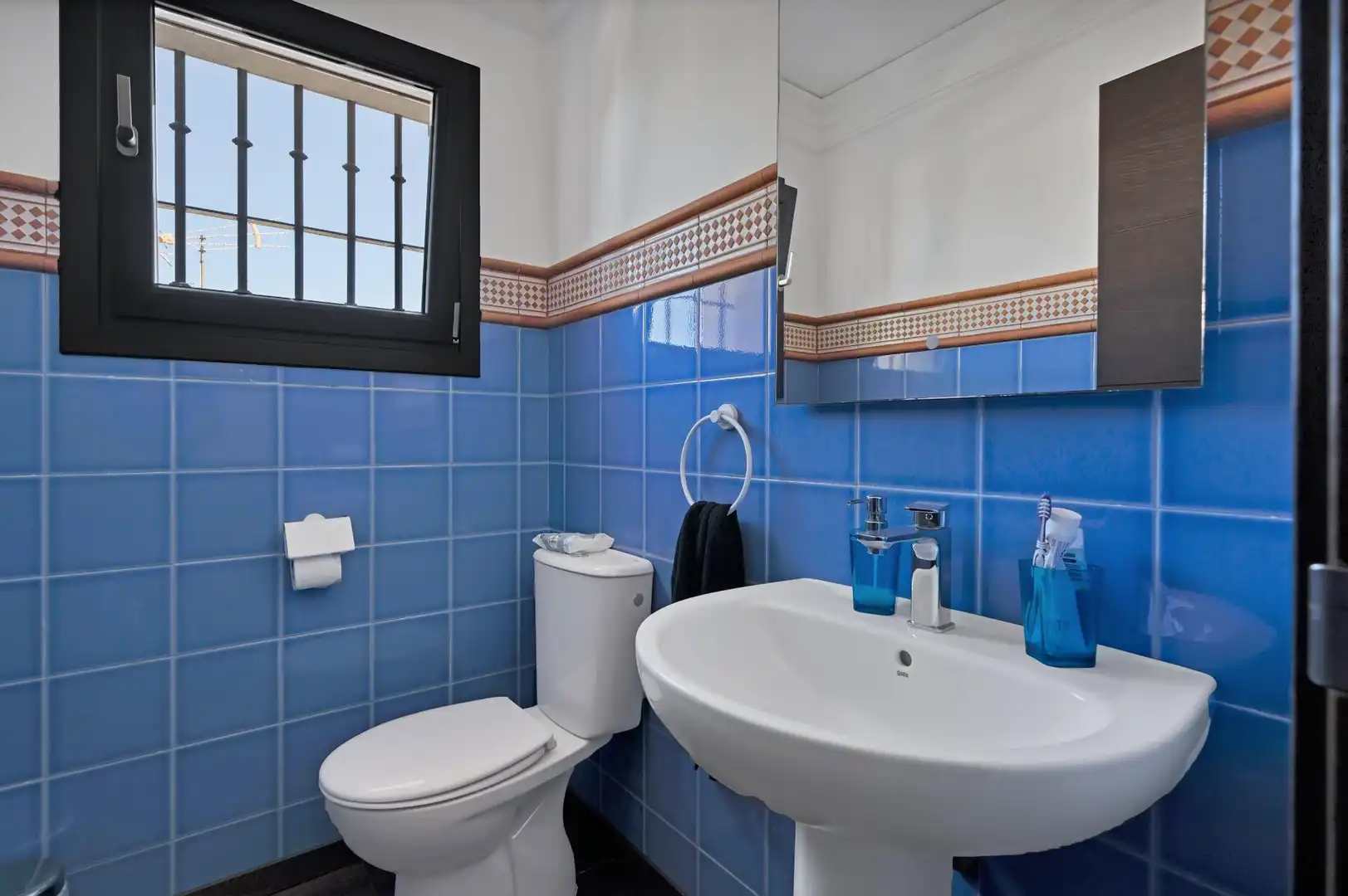 Baño de Casa o chalet en venta en La Alcaidesa con Terraza, Trastero y Piscina