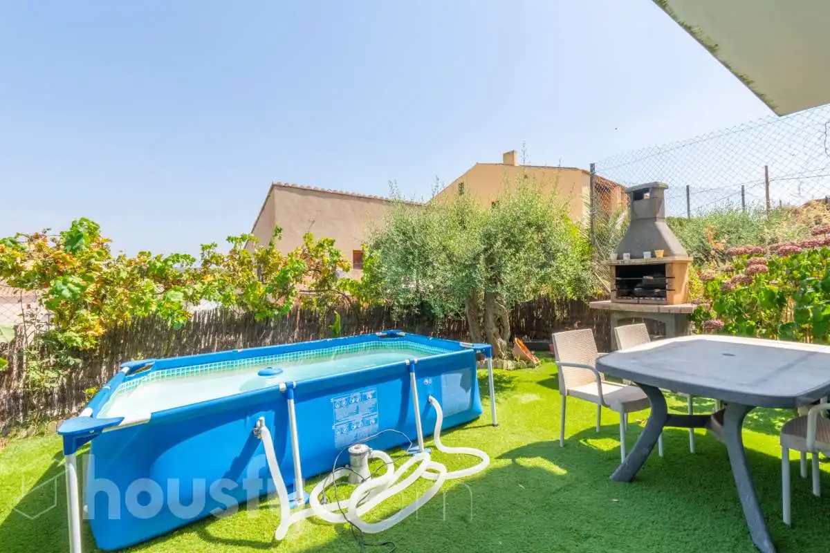 Piscina de Casa o xalet en venda en Font-rubí