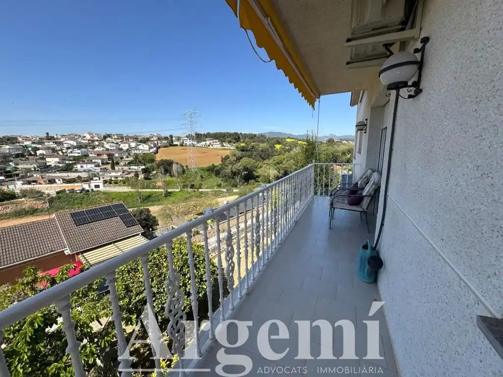Dormitori de Casa o xalet en venda en Lliçà d'Amunt amb Aire condicionat, Calefacció i Jardí privat