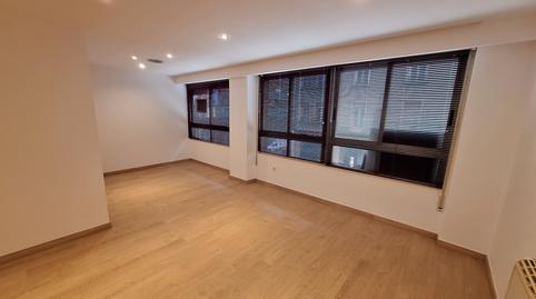 Photo 2 of Office to rent in Rúa Ramón Cabanillas, Centro, Ourense
