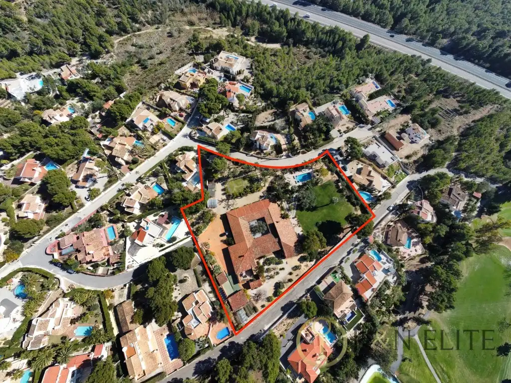 Villa mit Pool zum Verkauf in Altea la Vella, imagen 2