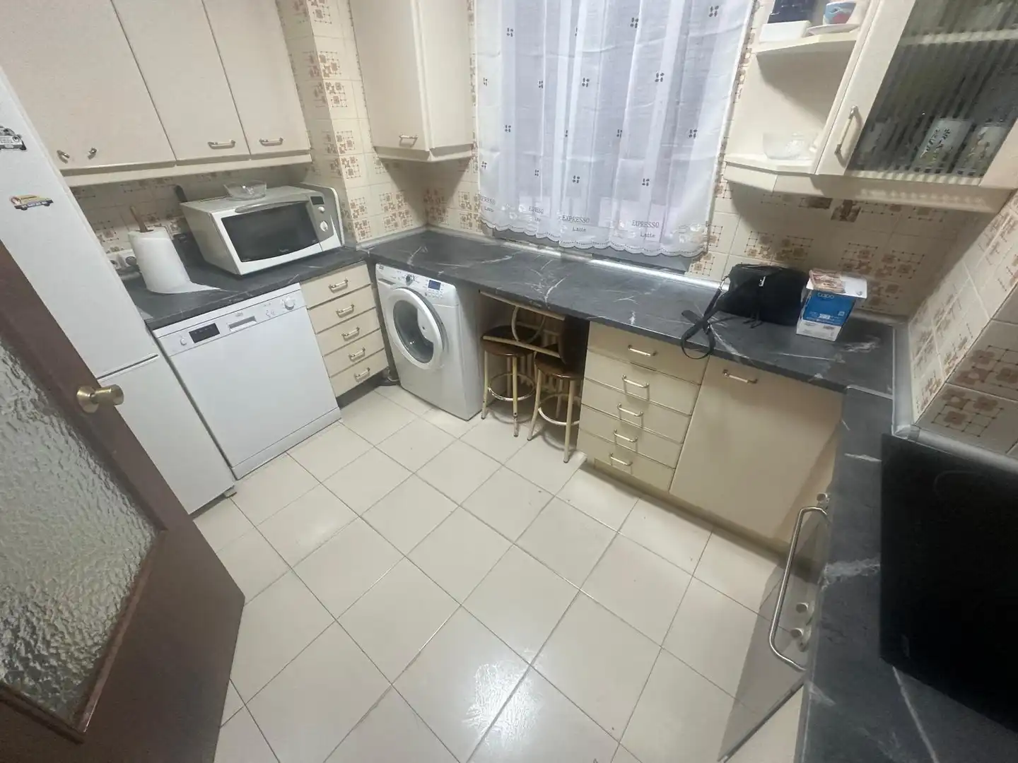 Kitchen of Flat for sale in Madrid  with Heating, Terrace and Furnished