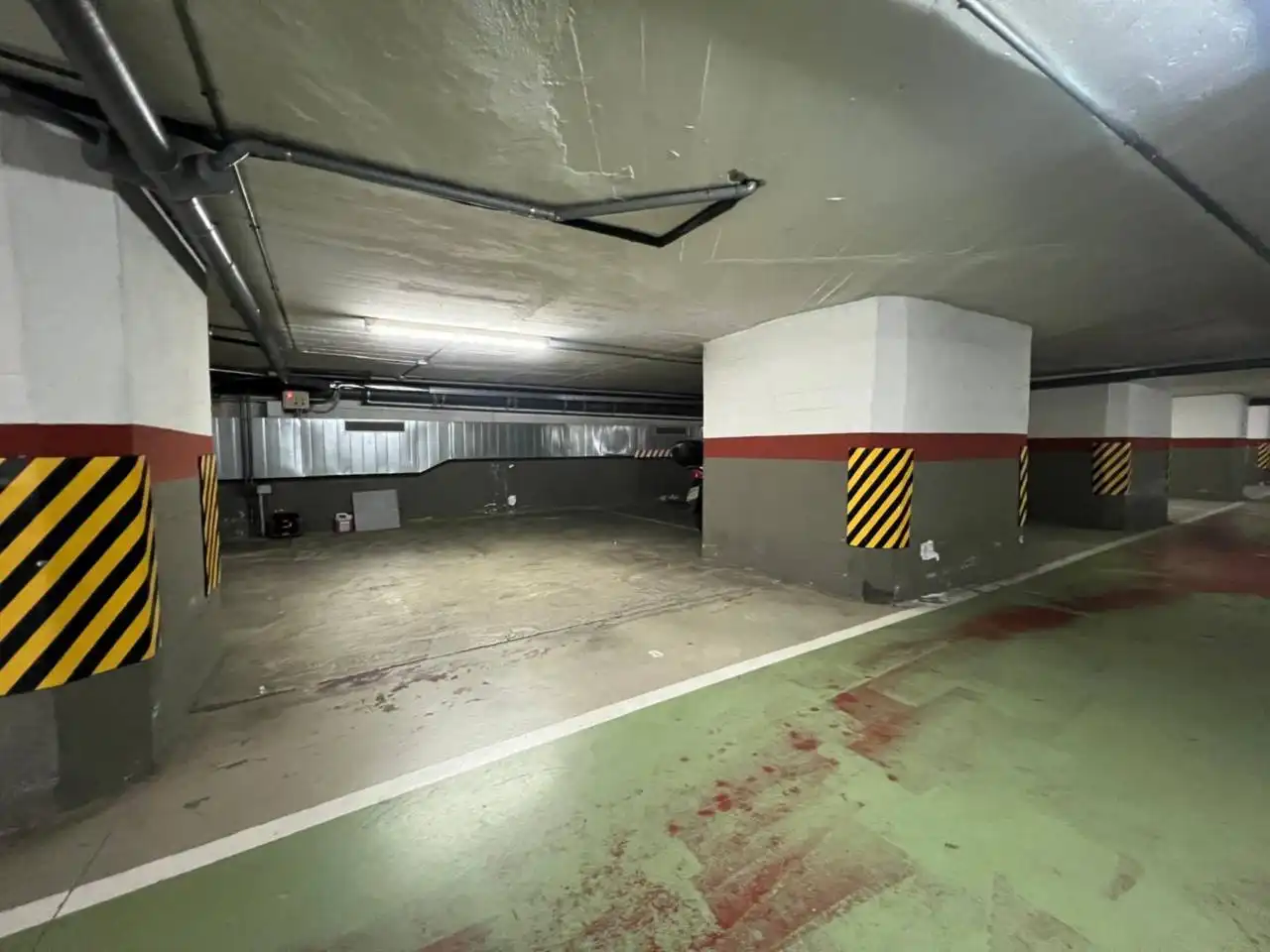 Parking de Ático en venta en Manresa con Parquet, Terraza y Trastero