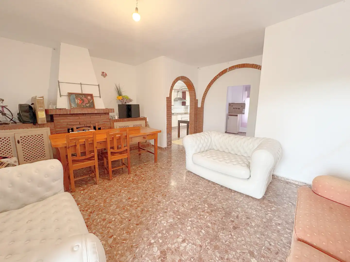 Wohnzimmer von Country house zum Verkauf in Alhaurín de la Torre mit Klimaanlage, Privatgarten und Terrasse