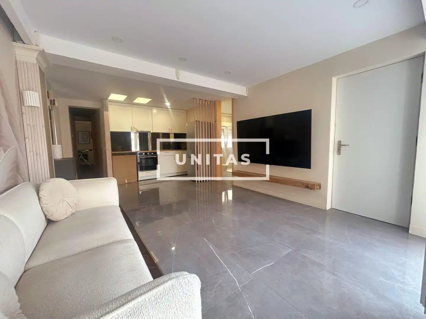 Sala d'estar de Àtic en venda en Alicante / Alacant amb Terrassa i Balcó